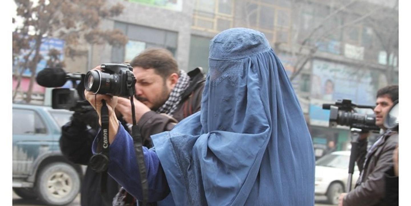 تصویر از ir-women.com